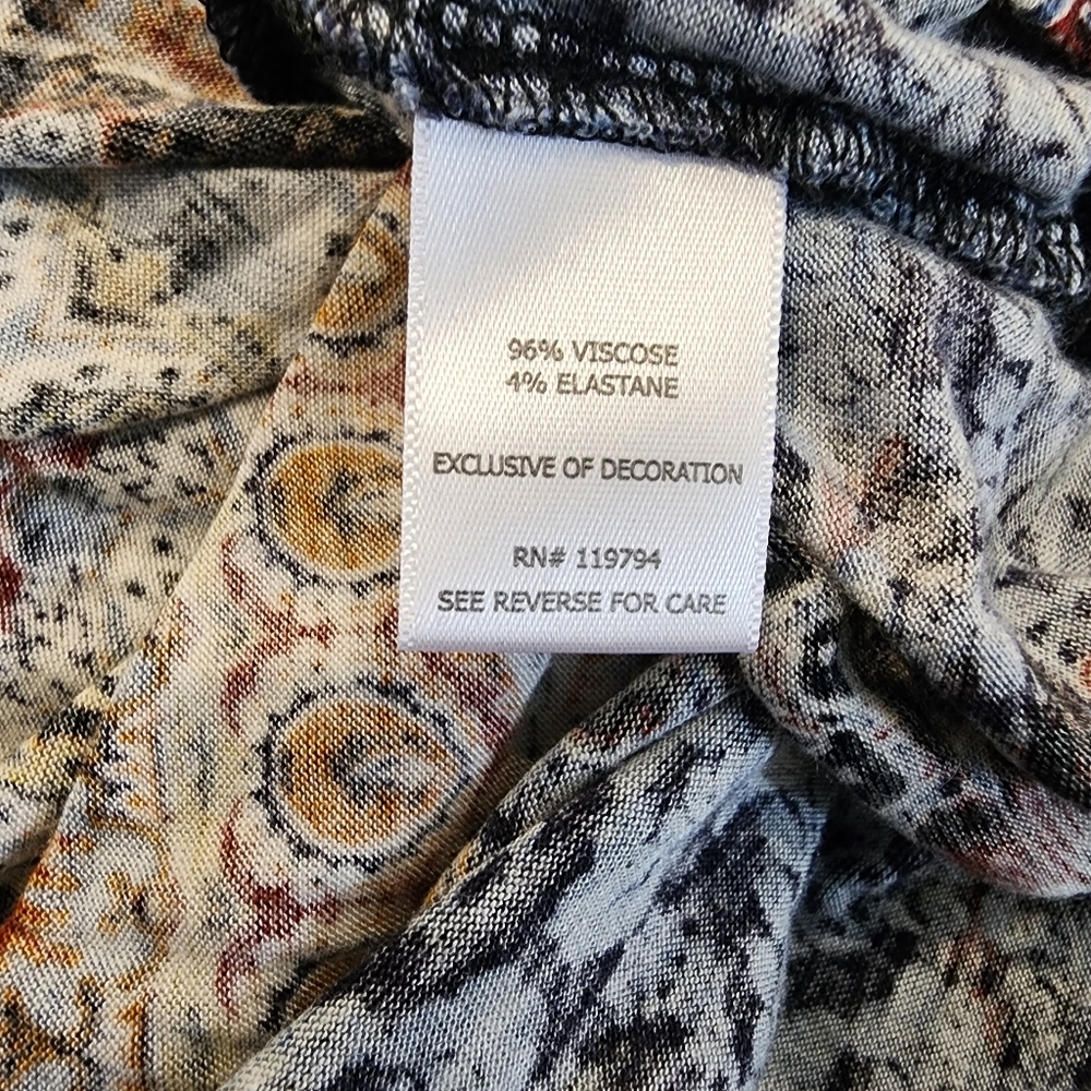 A Set Of 2 Size XL blouses. Mod X And One World - Picture 13 of 13